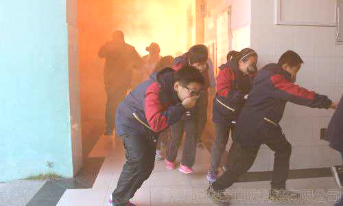火场逃生演练